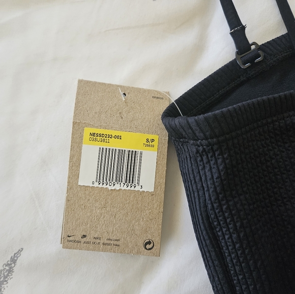 Nike Swim Elevated Essential Medium-Coverage Bandeau Midkini Top - Picture 3 of 3